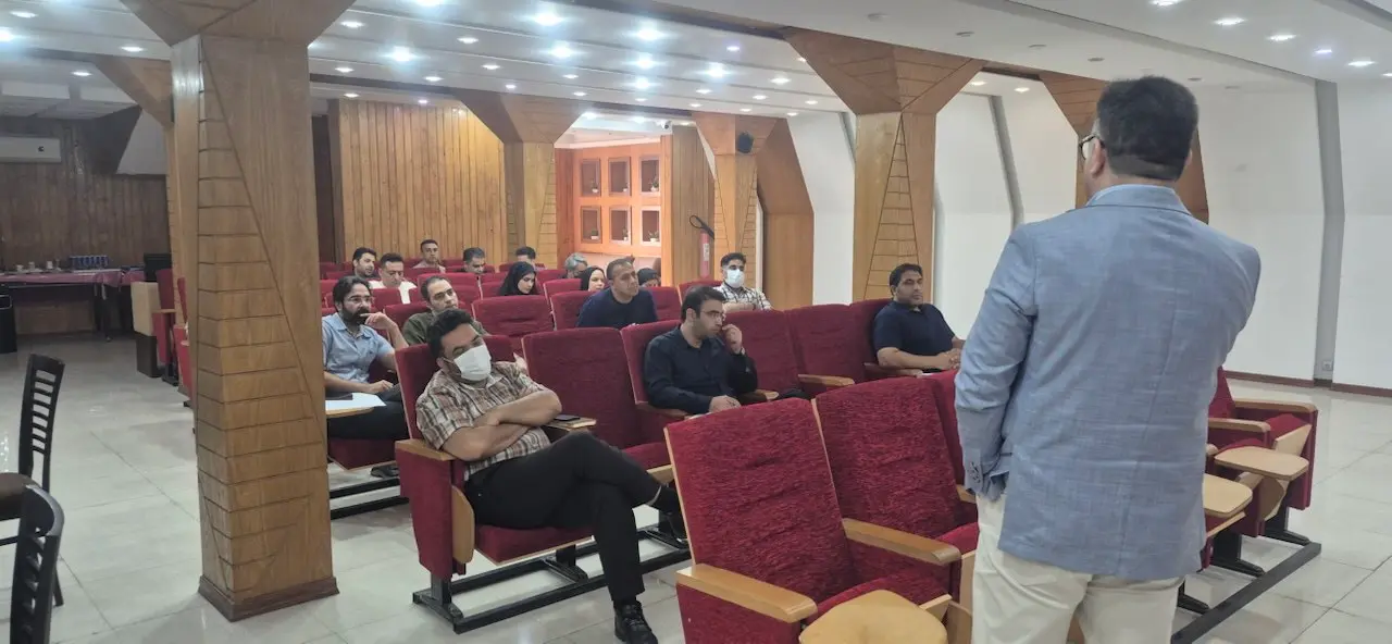 گزارش خبری اجرای دوره‌های سازمانی تخصصی برای شرکت فولاد هرمزگان جنوب